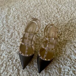 Valentino rockstuds- -40size - like new- with box n dust bags- black and nude